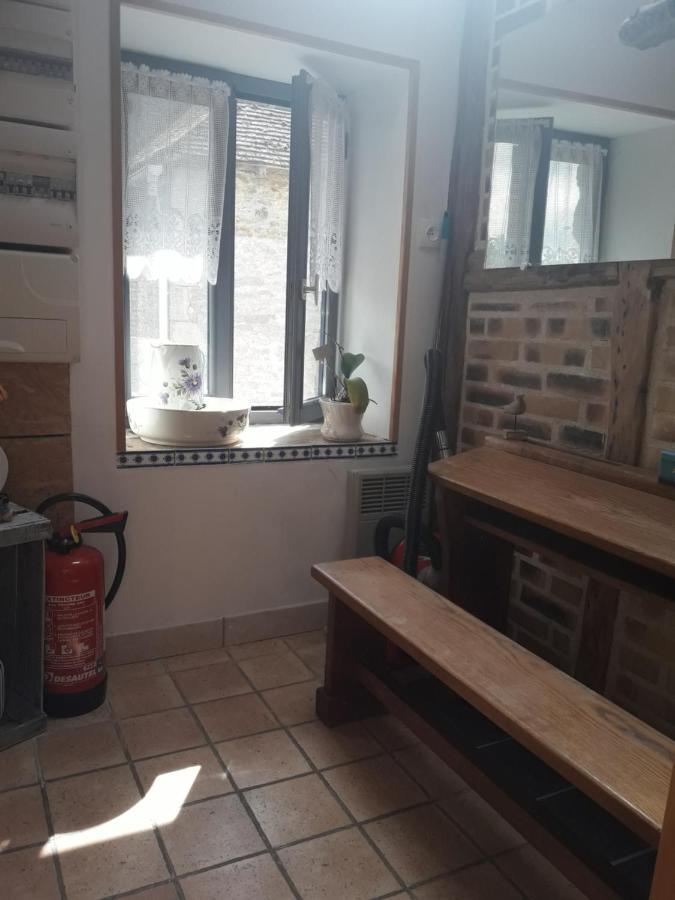 Fee Maison With Love Appartement Cuissai Exterior photo